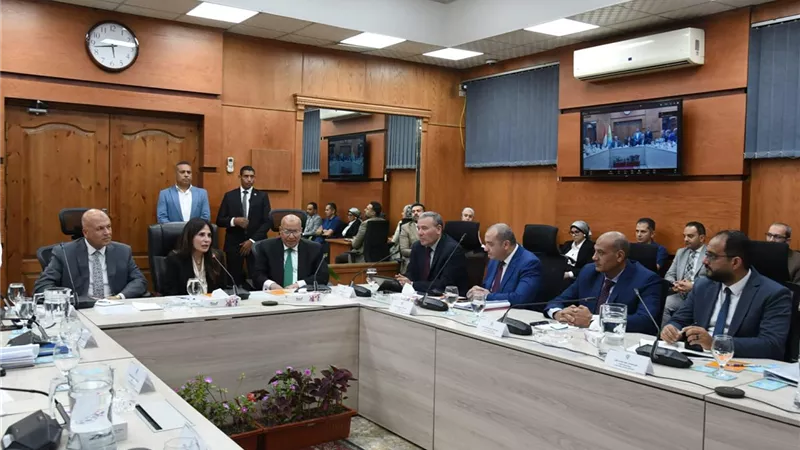 وزيرة الإسكان: ضرورة الانتهاء من مشروعات المبادرة الرئاسية «حياة كريمة» وفقًا للتوقيتات المحددة