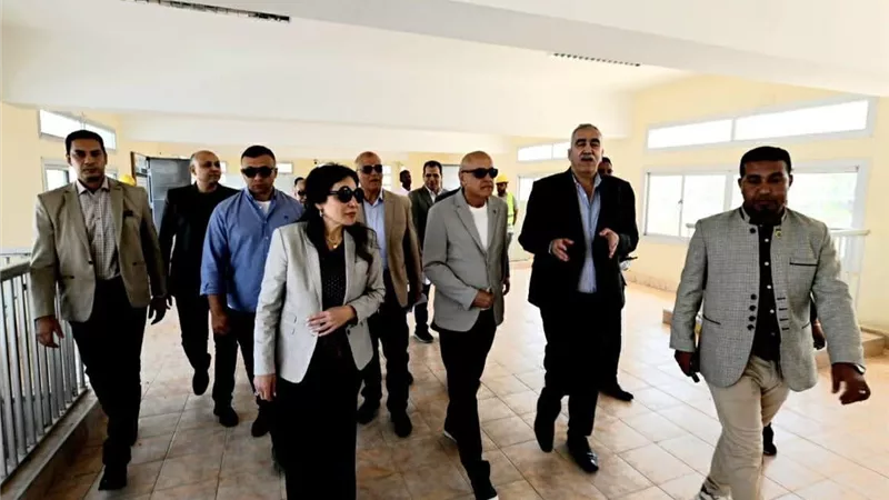 وزيرة الإسكان تصل محافظة الأقصر لتفقد عدد من مشروعات مياه الشرب والصرف الصحي
