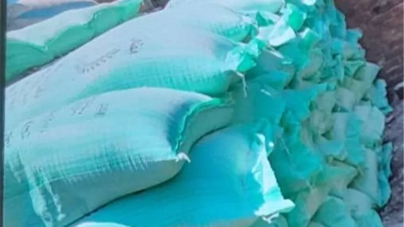 تموين القليوبية يضبط 3.5طن دقيق مدعم قبل بيعها بالسوق السوداء بالقناطر الخيرية