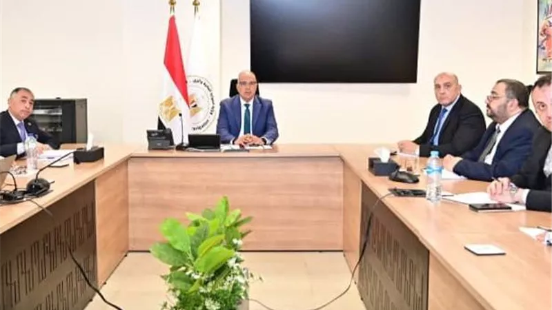 حراسة الذاكرة المائية.. خطة حكومية لصون القناطر والمنشآت التاريخية من العبث والتآكل