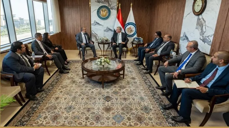 وزير البترول يتابع تنفيذ مشروع المجمع المتكامل للأسمدة الفوسفاتية بالسخنة