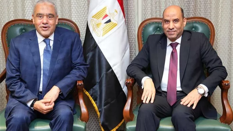 بروتوكول عاجل لشراكة استراتيجية لتأهيل الشباب بين وزارة العمل ومجموعة العربي