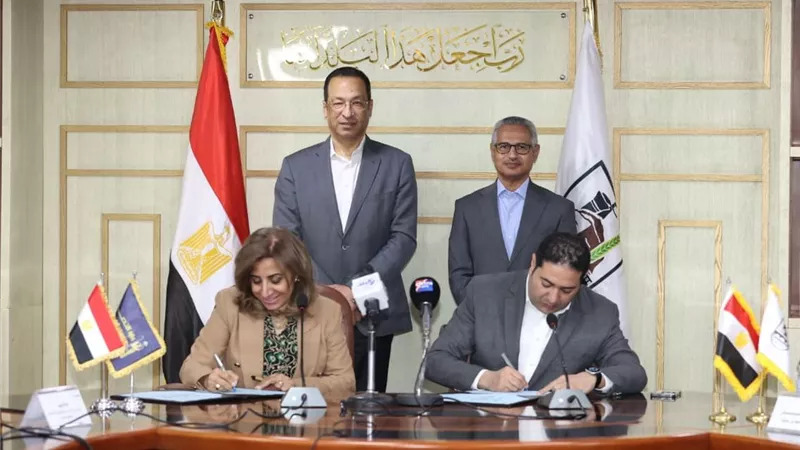 تعاون جديد بين الاتصالات وبني سويف لدعم التحول الرقمي وفرص التوظيف