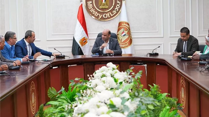 وزير العمل: مديريات العمل خط الدفاع الأول لتنفيذ القانون ودعم الإنتاج والاستثمار