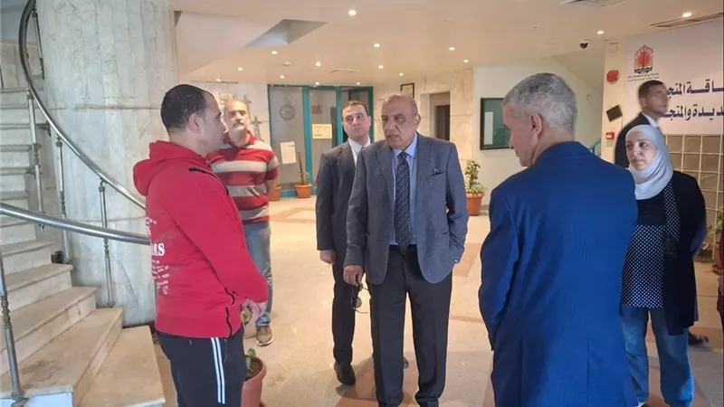 وزير الكهرباء في زيارة ميدانية مفاجئة لتفقد مبنى المحطات المائية تمهيدًا لتحويله لمقر جهاز تنظيم الكهرباء