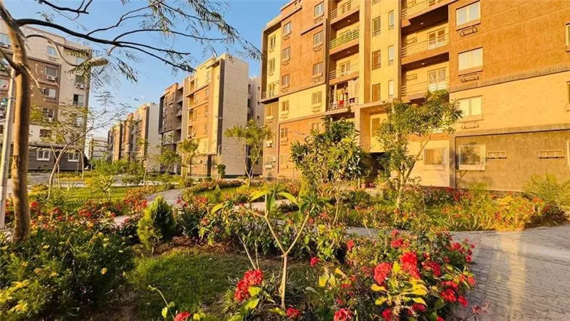 أجهزة المدن الجديدة تواصل تنفيذ حملات مكثفة لمتابعة أعمال النظافة وصيانة المرافق والمسطحات الخضراء