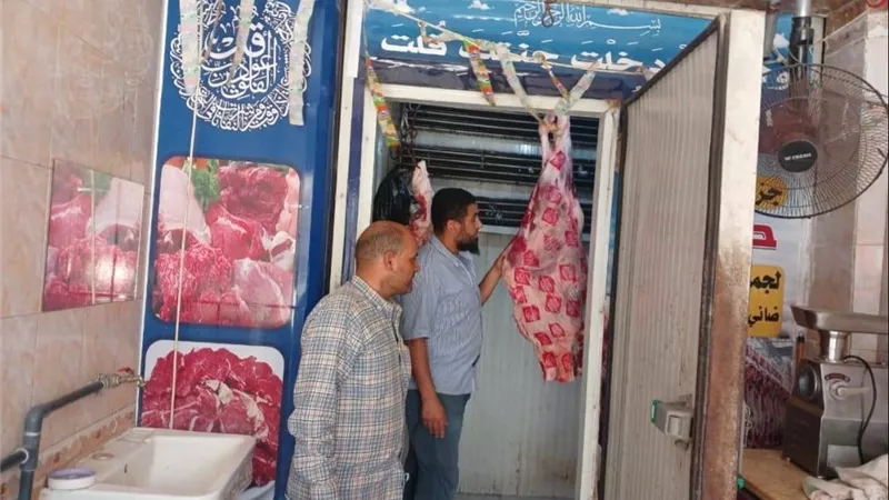 تموين الشرقية يضرب بقوة ويضبط لحوماً مذبوحة خارج المجازر