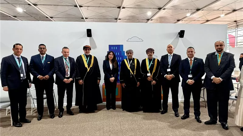 وزيرة الإسكان تبحث مع نظيرها العُماني تعزيز التعاون المشترك
