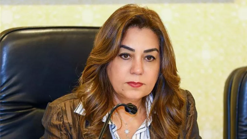 وزارة البيئة تناقش تقنين أراضي الدولة وتشدد على إنهاء الطلبات بسرعة