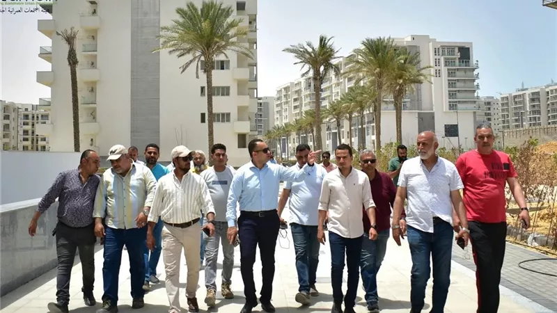 رئيس جهاز العلمين الجديدة يتفقد التشطيبات النهائية بمركز المؤتمرات والمعارض الدولية وكمبوند 