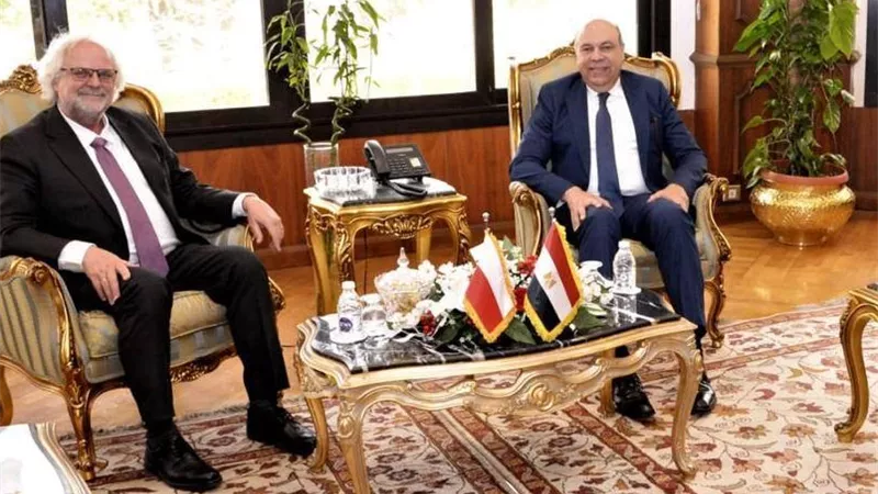 وزير الطيران المدني: بولندا سوق سياحي واعد.. ونقدم تسهيلات لزيادة السعة المقعدية