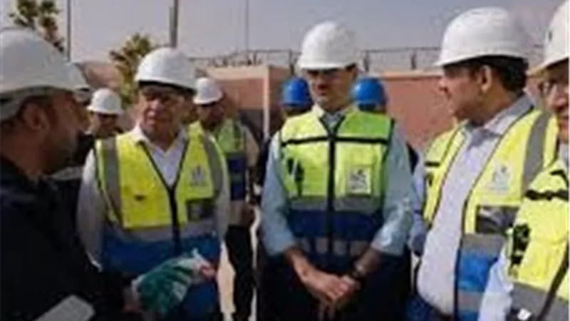 رئيس إيجاس يتفقد مواقع خدمات الغاز شرق القاهرة.. ويؤكد رفع كفاءة التشغيل والسلامة