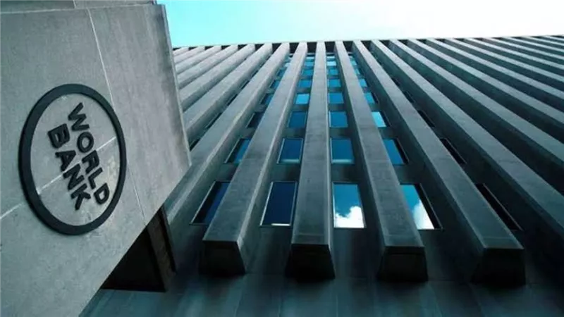 الديون العالمية تحت الضغط.. خبير يوضح: ارتفاع التكلفة 1% يهدد الاقتصادات الناشئة