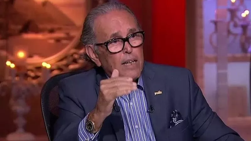 هاني توفيق يحذر من مخاطر التوسع في الإقراض الاستهلاكي وسط الضغوط الاقتصادية