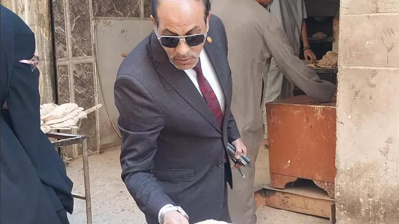 جولة مفاجئة وموسعة لوكيل تموين القليوبية لضبط منظومة الخبز ومتابعة توريد القمح