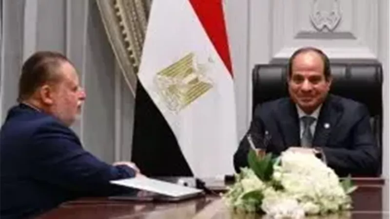 السيسي ومحافظ المركزي يبحثان مؤشرات الاقتصاد.. تراجع التضخم واحتياطي تاريخي يتجاوز 53 مليار دولار