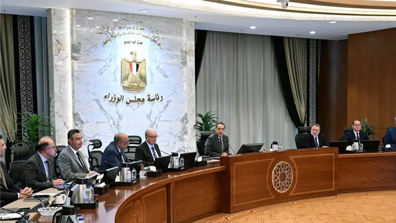 الحكومة: احتياطي السلع الاستراتيجية يتجاوز العام ويعزز استقرار السوق