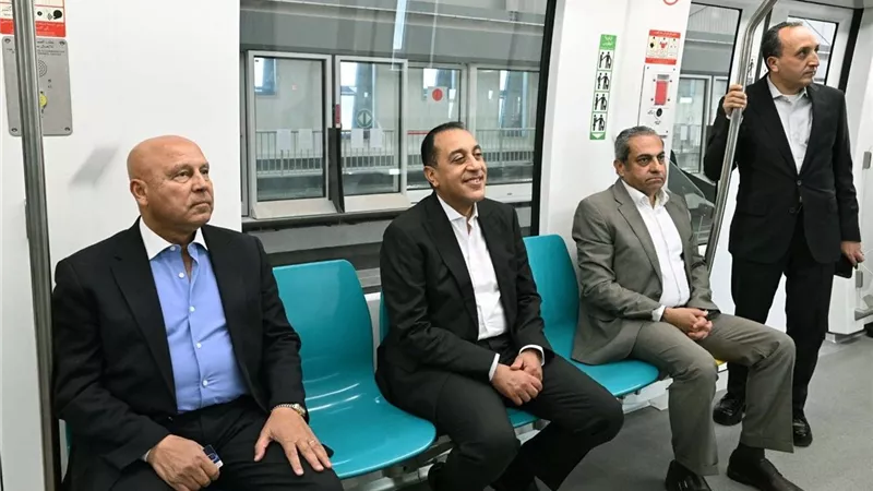 ماذا تابع مدبولي في العاصمة الإدارية الجديدة؟.. جولة تشمل المونوريل والحي الدبلوماسي