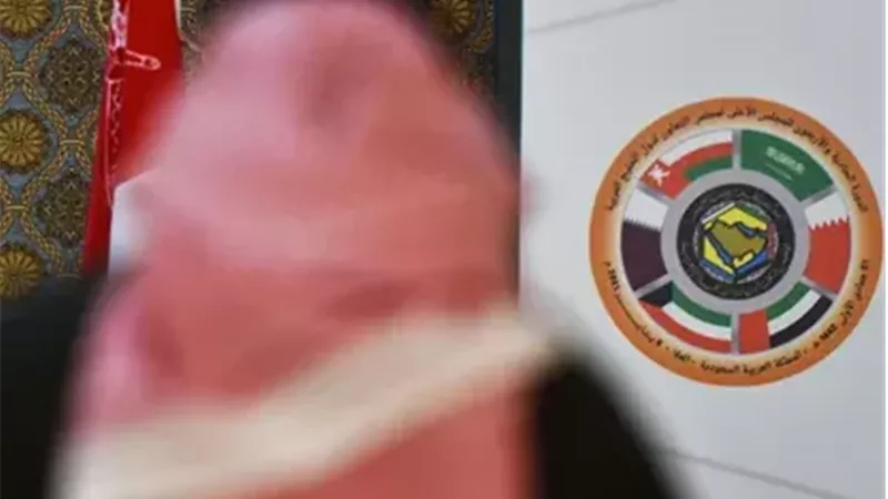 وكالات تصنيف ائتماني: اقتصادات الخليج تصمد أمام الحرب بدعم المرونة والتنوع