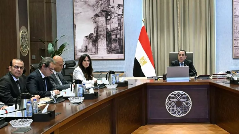  رئيس الوزراء يتابع الخطة الاستراتيجية لتحلية مياه البحر لدعم الأمن المائي ومشروعات التنمية