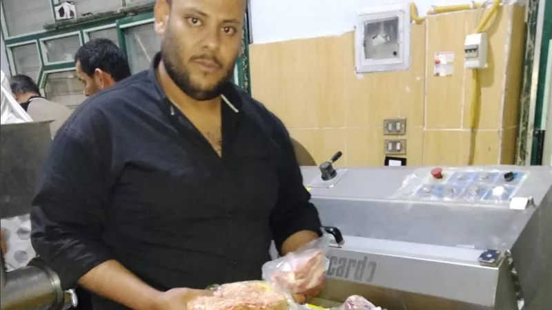 هيئة سلامة الغذاء بكفر الشيخ تضبط كميات كبيرة من الأغذية الفاسدة 