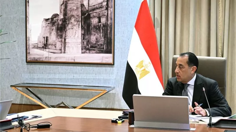رئيس الوزراء يهنئ الرئيس السيسي بقرب قدوم عيد الأضحى المبارك