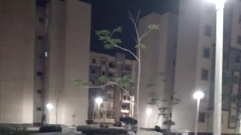 جهاز أكتوبر الجديدة يكثف أعمال صيانة الإنارة بغرب المطار خلال عيد الأضحى