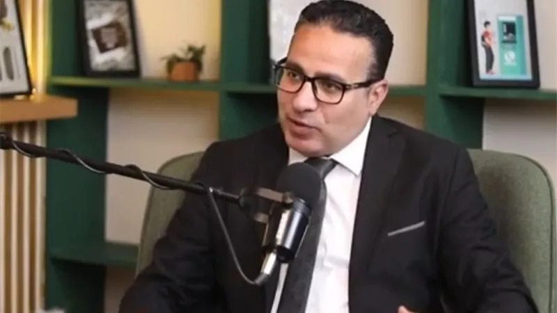 محمد عبد الهادي: نمو السيولة والطروحات الحكومية والذكاء الاصطناعي يدعم قرارات المستثمرين بالبورصة