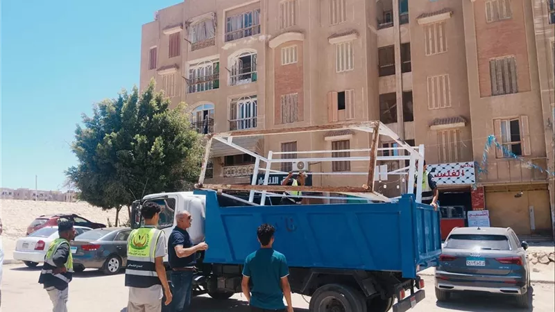 إزالة التعديات وتطوير المسطحات الخضراء ضمن خطة تحسين جودة الحياة بأكتوبر