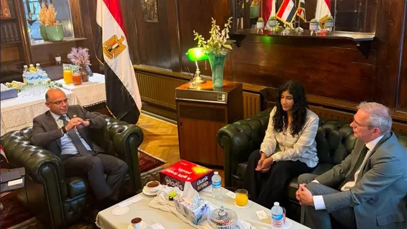 وزير الاستثمار يبحث مع شركة Pladisالبريطانية خطط التوسع وزيادة الصادرات من مصر