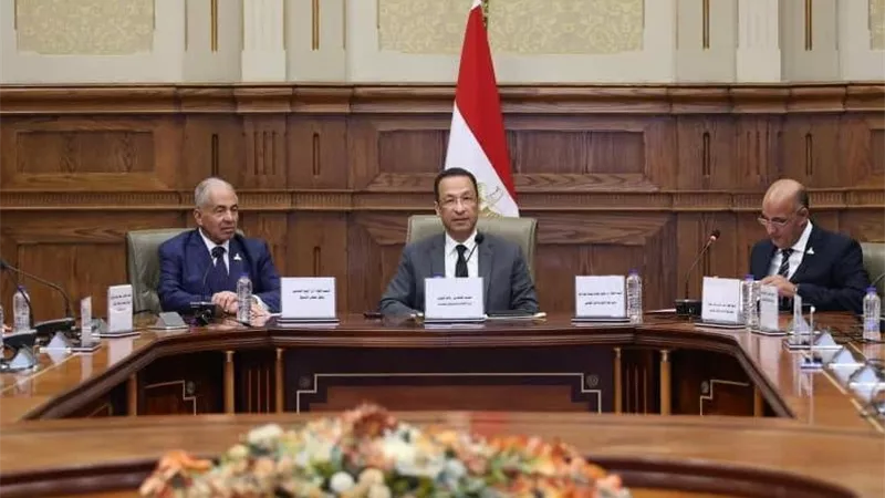 وزير الاتصالات: الذكاء الاصطناعي أصبح عنصرًا حاسمًا في الأمن القومي
