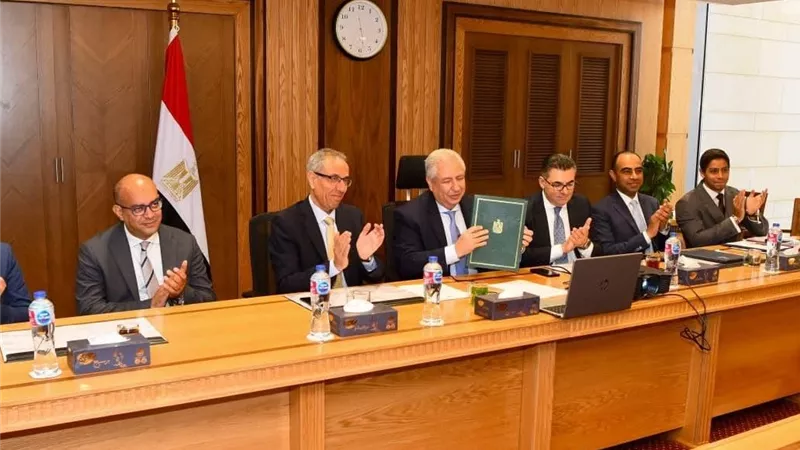 الخارجية تعزز الدبلوماسية المائية باتفاق تعاون مع معهد هولندي متخصص في علوم المياه
