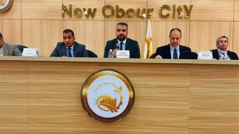 رئيس جهاز العبور الجديدة يعلن الانتهاء من تنفيذ أعمال ربط طريق R4 بطريق مصر – الإسماعيلية الصحراوي