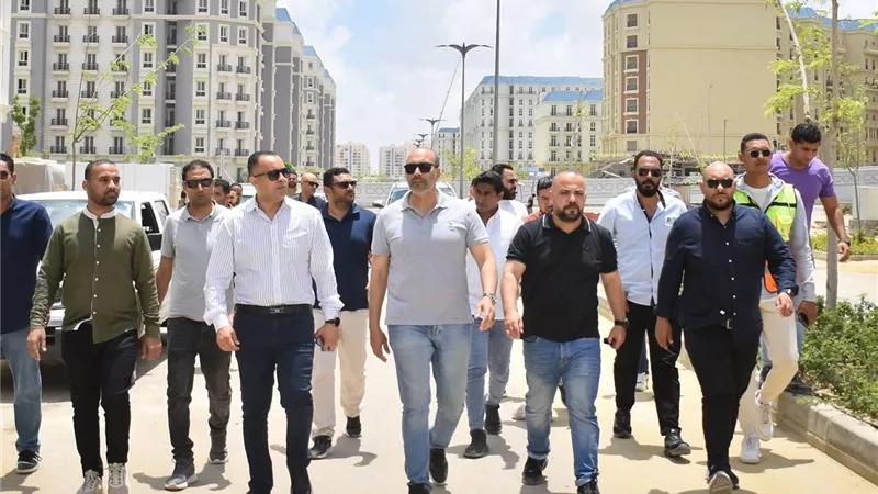 رئيس جهاز العلمين: سرعة الإنجاز وجودة التنفيذ أولوية لتسليم الوحدات في موعدها
