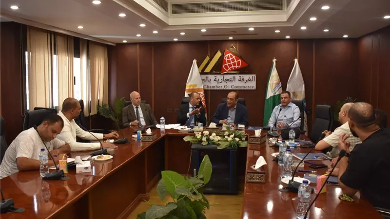 هل تنقذ بورصة الدواجن السوق من الخسائر؟ شعبة الدواجن بالجيزة تطالب بتدخل عاجل لضبط الأسعار