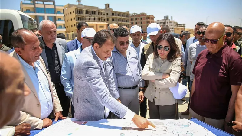 وزيرة الإسكان تتفقد مشروع “بيت الوطن” بالامتداد الشرقي لمدينة القاهرة الجديدة 