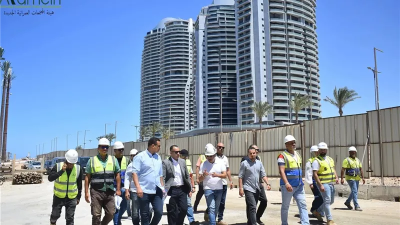 رئيس جهاز العلمين الجديدة يتفقد الأعمال الإنشائية لأبراج مارينا ويؤكد ضرورة تسريع وتيرة التنفيذ