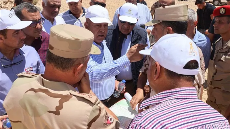 وزيرا النقل والكهرباء يتفقدان جبل سحابة وعتاقة لدراسة مشروعات طاقة الرياح 