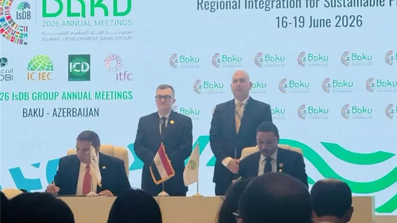 وزير التخطيط من باكو: التكامل الإقليمي مفتاح مواجهة تحديات الاقتصاد العالمي