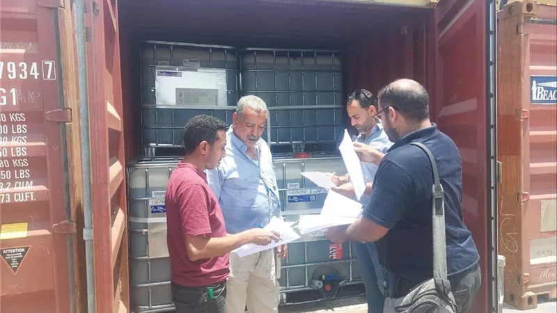 الرقابة على الصادرات والواردات: العمل مستمر داخل الموانئ لضمان انسيابية حركة التجارة
