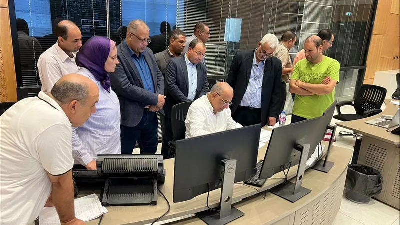 وزير الكهرباء: أحمال الذروة تصل إلى 36.6 ألف ميجاوات والشبكة جاهزة لصيف 2026