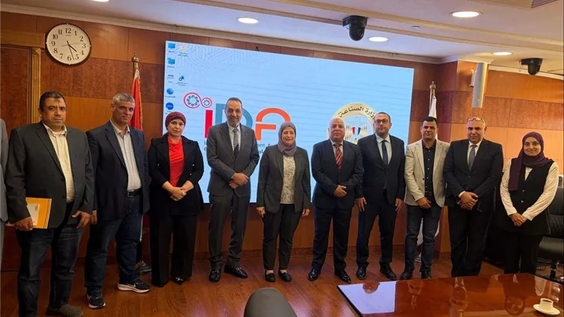التنمية الصناعية تبحث أسباب ارتفاع أسعار الأخشاب مع غرفة الأثاث وتؤكد عدم وجود احتكار بالسوق