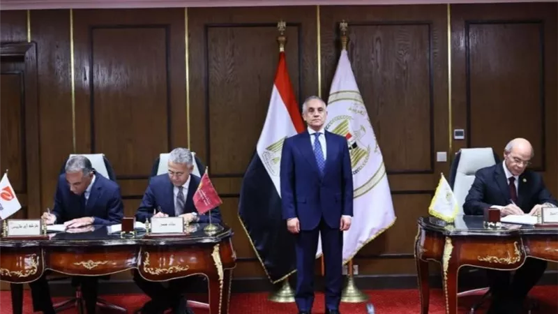 وزارة العدل و«إي فاينانس» توقعان بروتوكول تعاون لتوسيع التحصيل الإلكتروني ورقمنة الخدمات القضائية