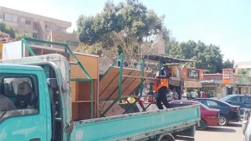 لا تهاون مع المخالفات.. حملات مكثفة على نطاق واسع بحدائق أكتوبر لفرض الإنضباط