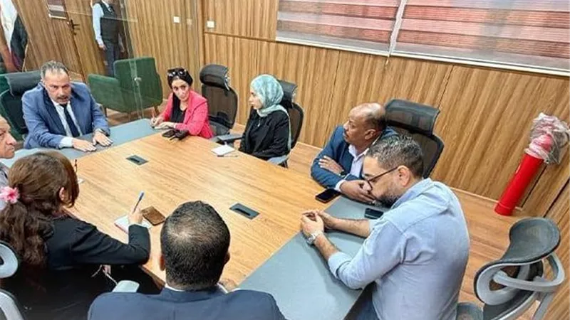 رئيس مياه القناة يتابع التشغيل التجريبي لمركز التحكم والسيطرة لدعم التحول الرقمي