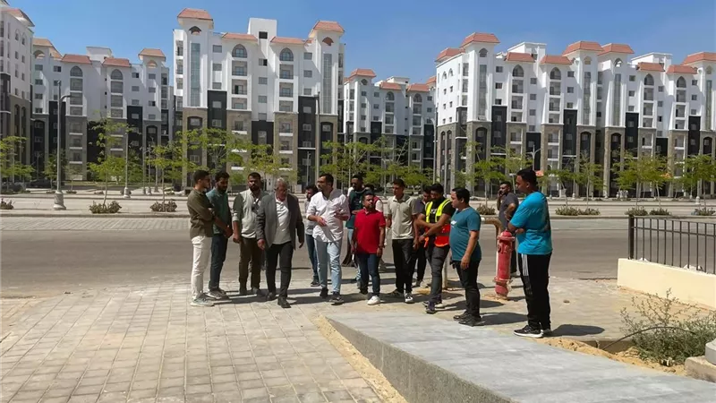 مسئولو هيئة المجتمعات العمرانية يتابعون أعمال رفع كفاءة الوحدات السكنية بالحي السكني الثالث R3 بالعاصمة  الجديدة