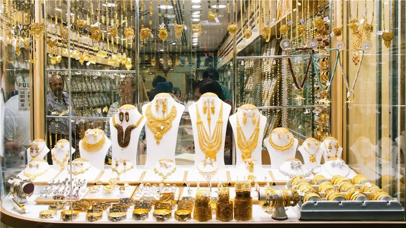 ارتفاع أسعار الذهب في مصر بمنتصف تعاملات الجمعة.. وعيار 21 يقفز 100 جنيه