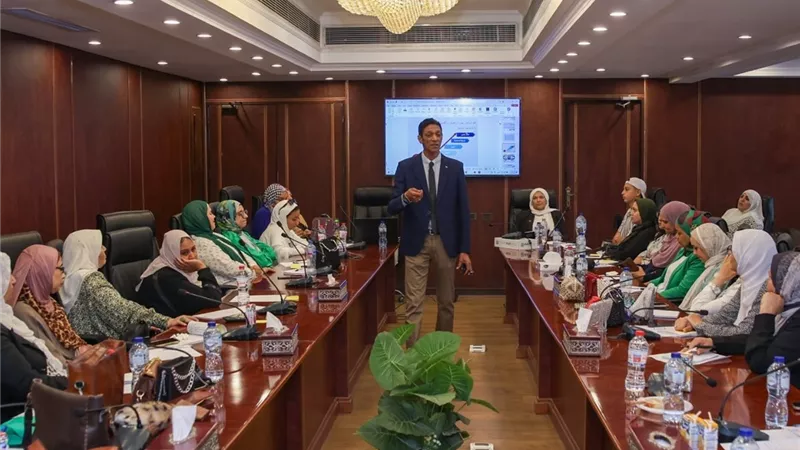 غرفة الجيزة تدعم رواد الأعمال ببرنامج تدريبي لتعزيز التسويق الإلكتروني ونمو المشروعات