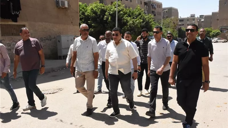رئيس جهاز القاهرة الجديدة يتفقد محليات القطامية ويتابع أعمال إحلال وتجديد مرافق مياه الشرب