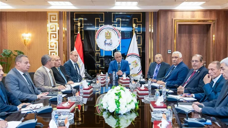 مصانع الذخائر على طريق التطوير.. الإنتاج الحربي تراجع خطط زيادة الإنتاج والجودة